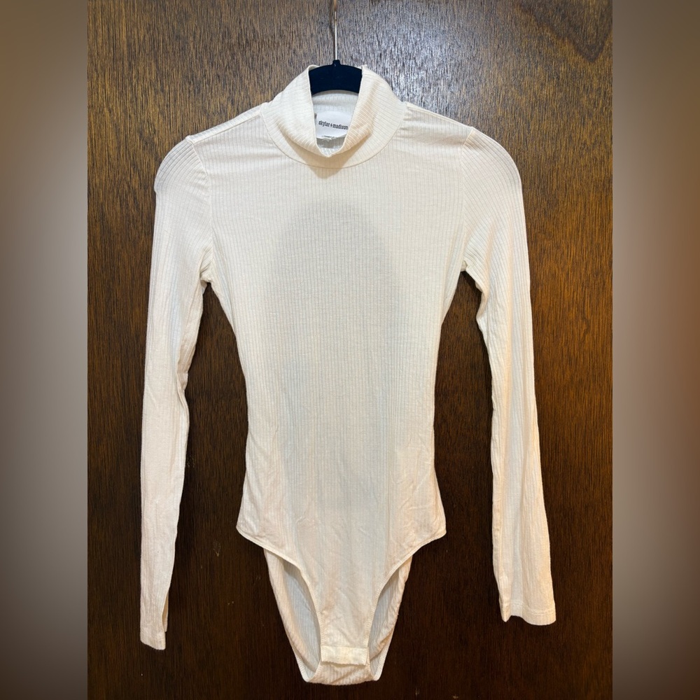 Skylar + Madison White Ribbed Turtleneck Bodysuit